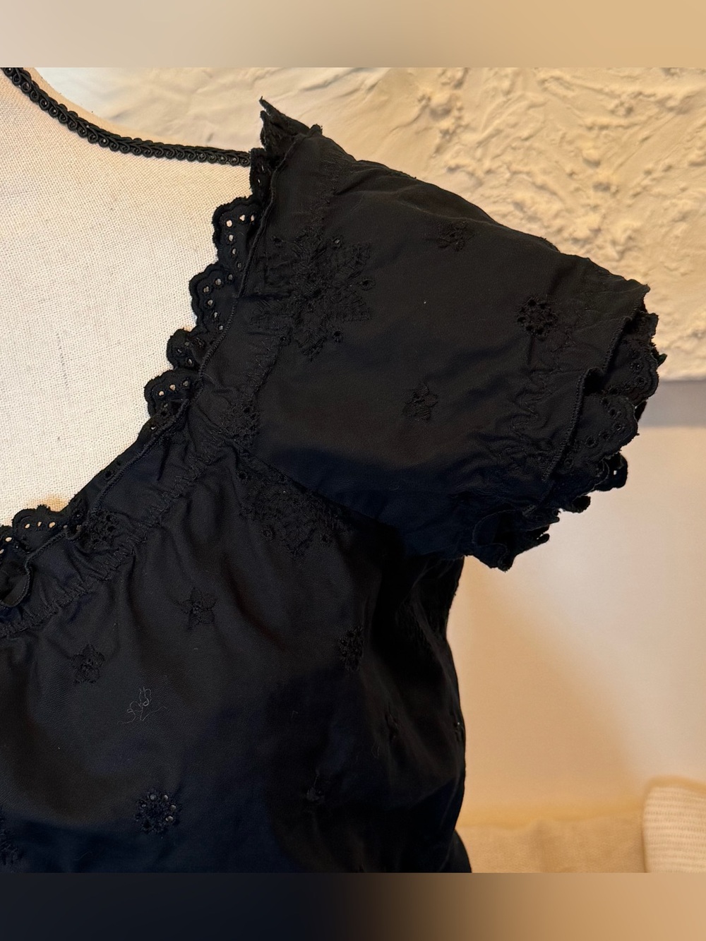 Moschino Cheap And Chic Dress Black Ruffle Eyelet 100% Cotton Sz EU 36 US 6 - Picture 9 of 9